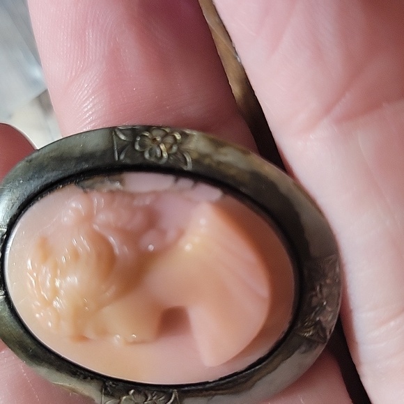 Antique Edwardian Victorian Pink Mildred Glass Cameo Brooch Most Likely Sterling - Picture 5 of 5